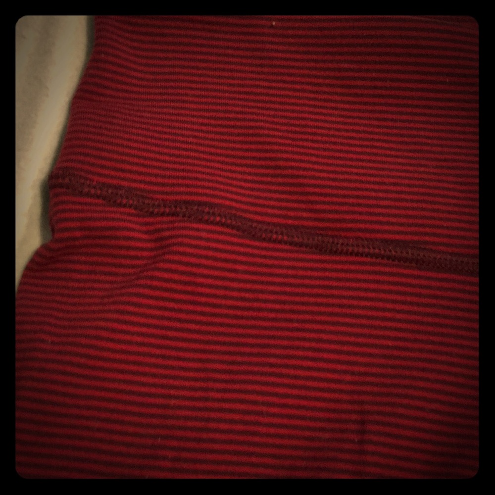 Hard to find red / brown striped crops